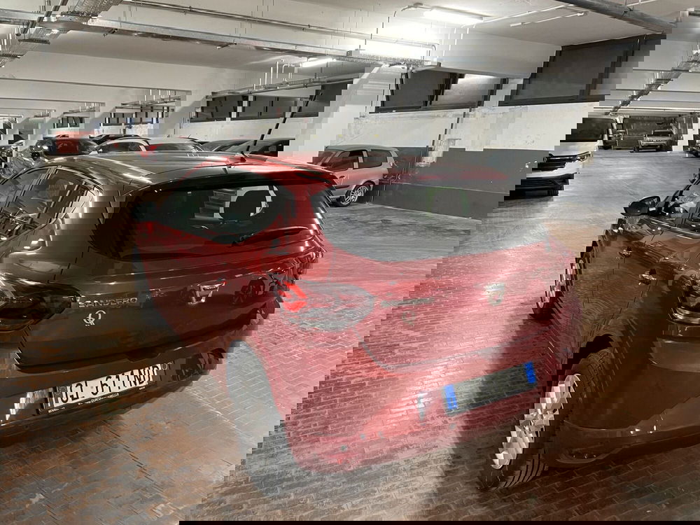 Dacia Sandero usata a Milano (3)