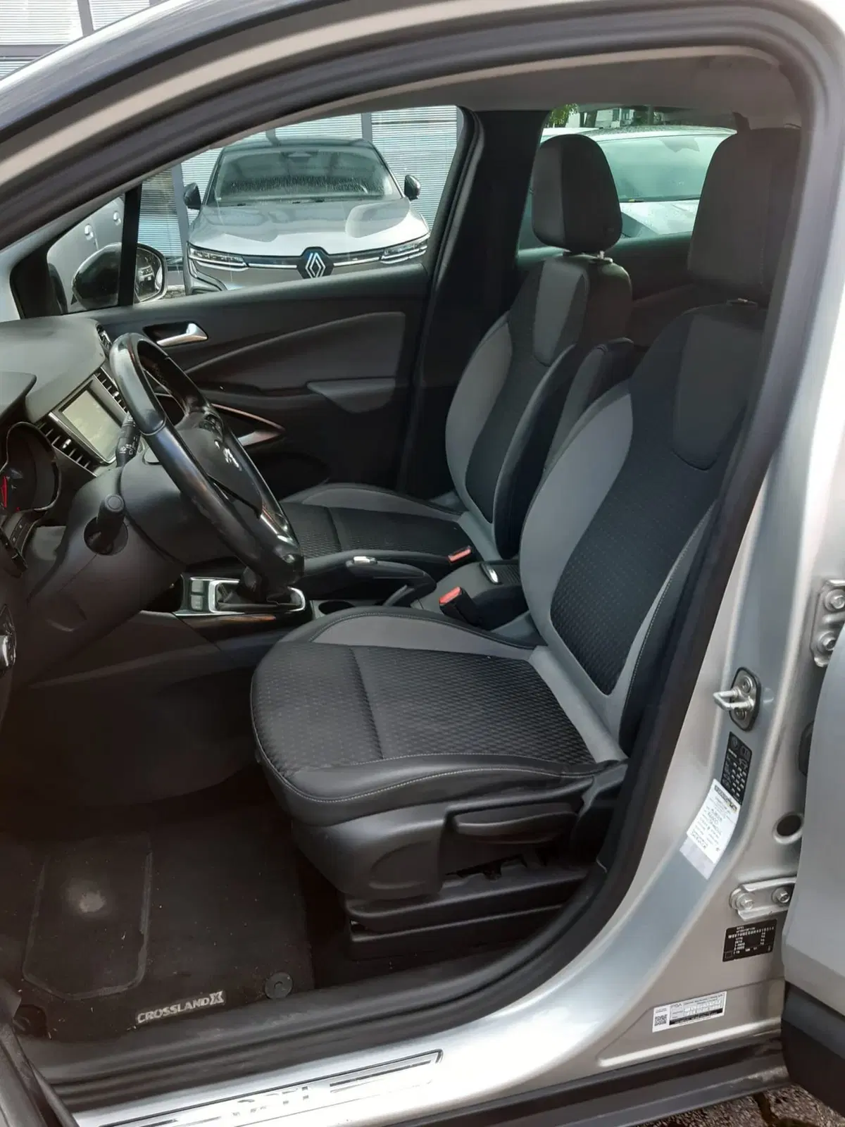 Opel Crossland X usata a Firenze (7)