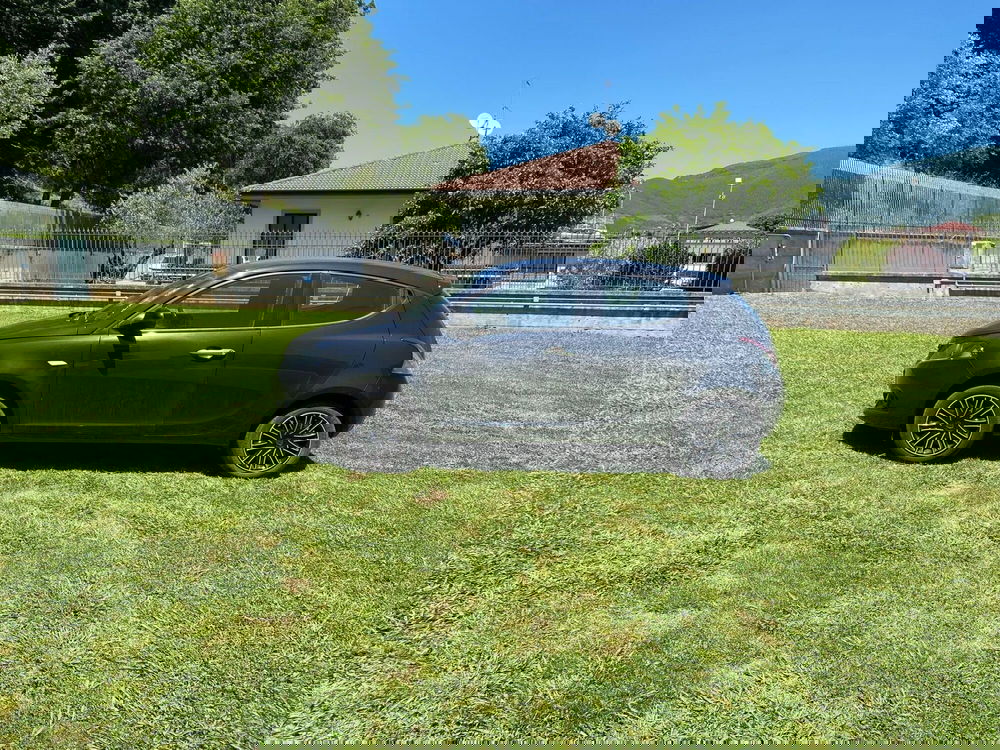 Lancia Ypsilon usata a Salerno (10)