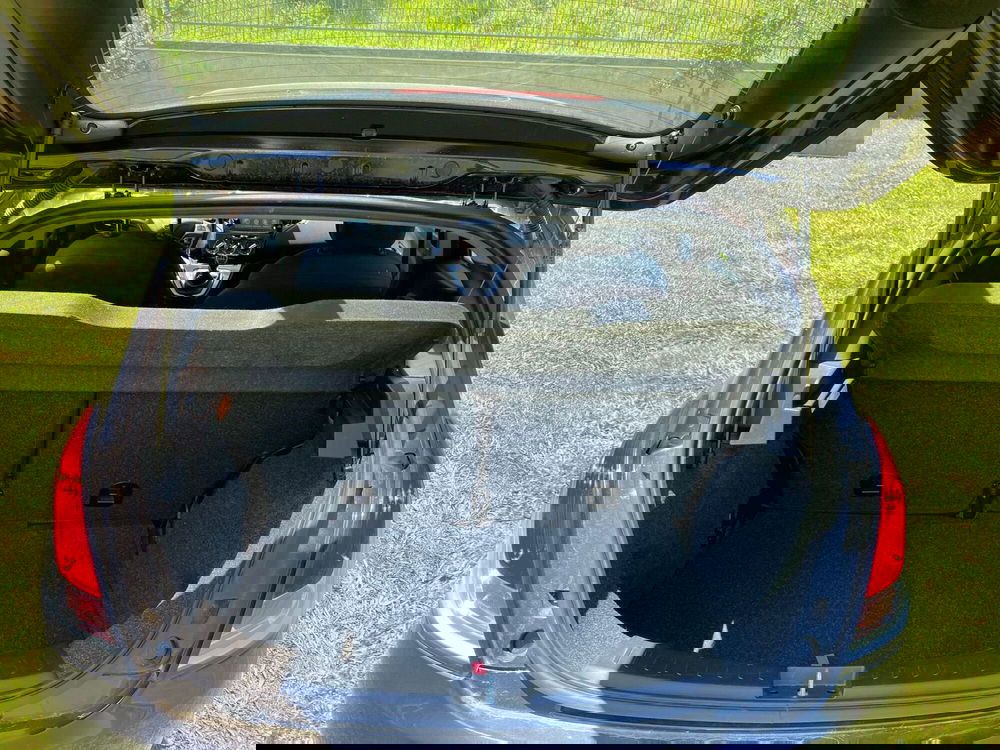 Lancia Ypsilon usata a Salerno (13)