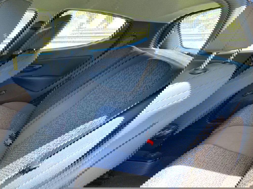 Lancia Ypsilon usata a Salerno (8)