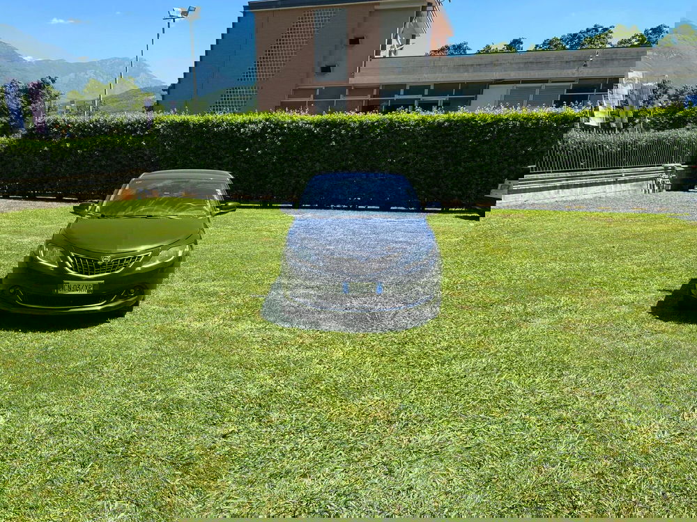 Lancia Ypsilon usata a Salerno (9)