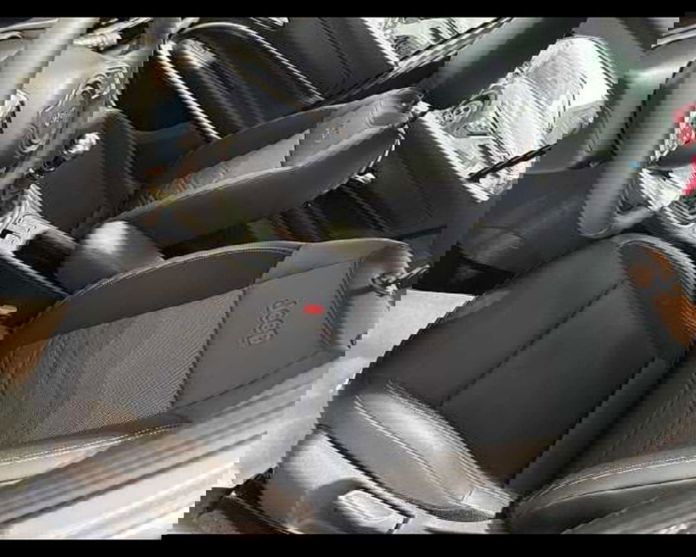 Jeep Avenger usata a Milano (9)