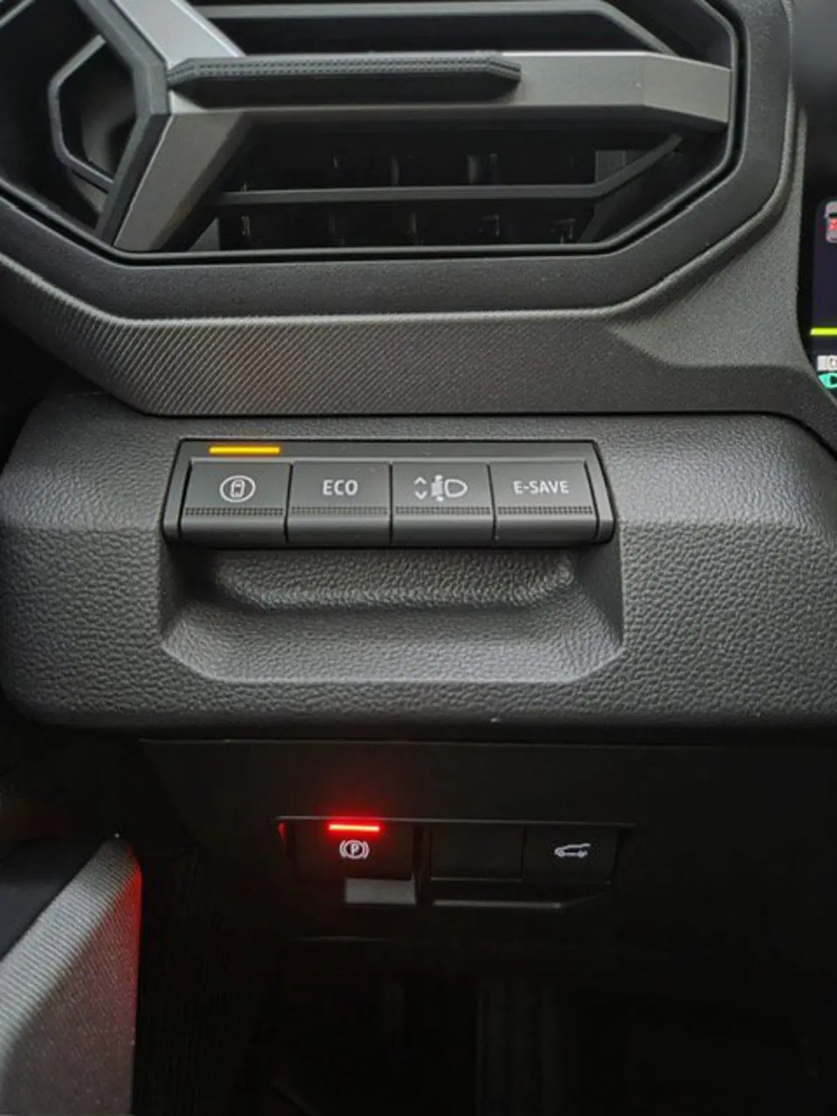 Dacia Bigster usata a Verona (14)
