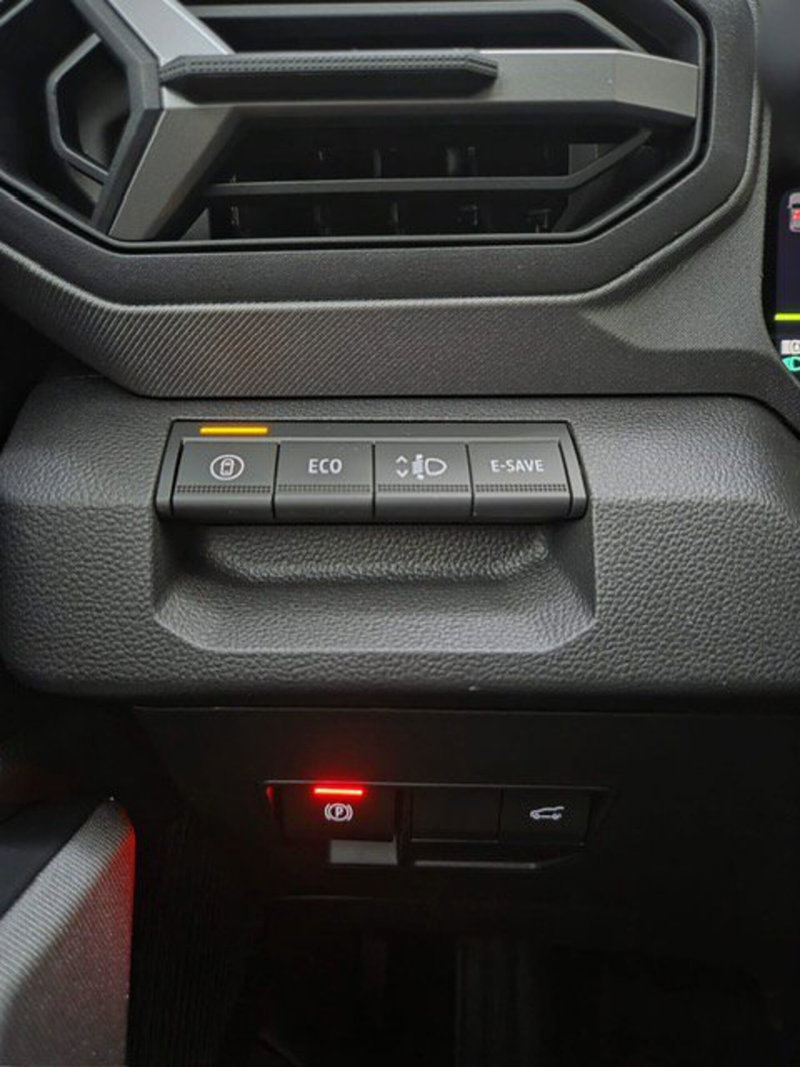 Dacia Bigster usata a Verona (14)