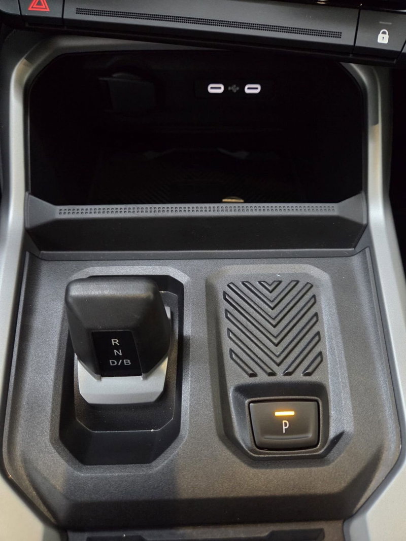 Dacia Bigster usata a Verona (15)