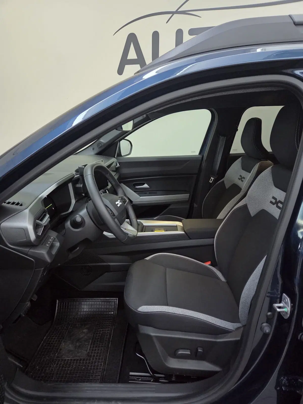 Dacia Bigster usata a Verona (7)