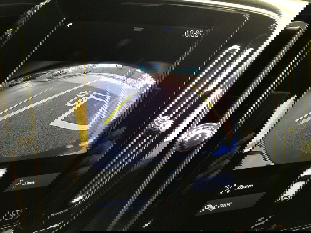 Volvo XC40 usata a Genova (12)