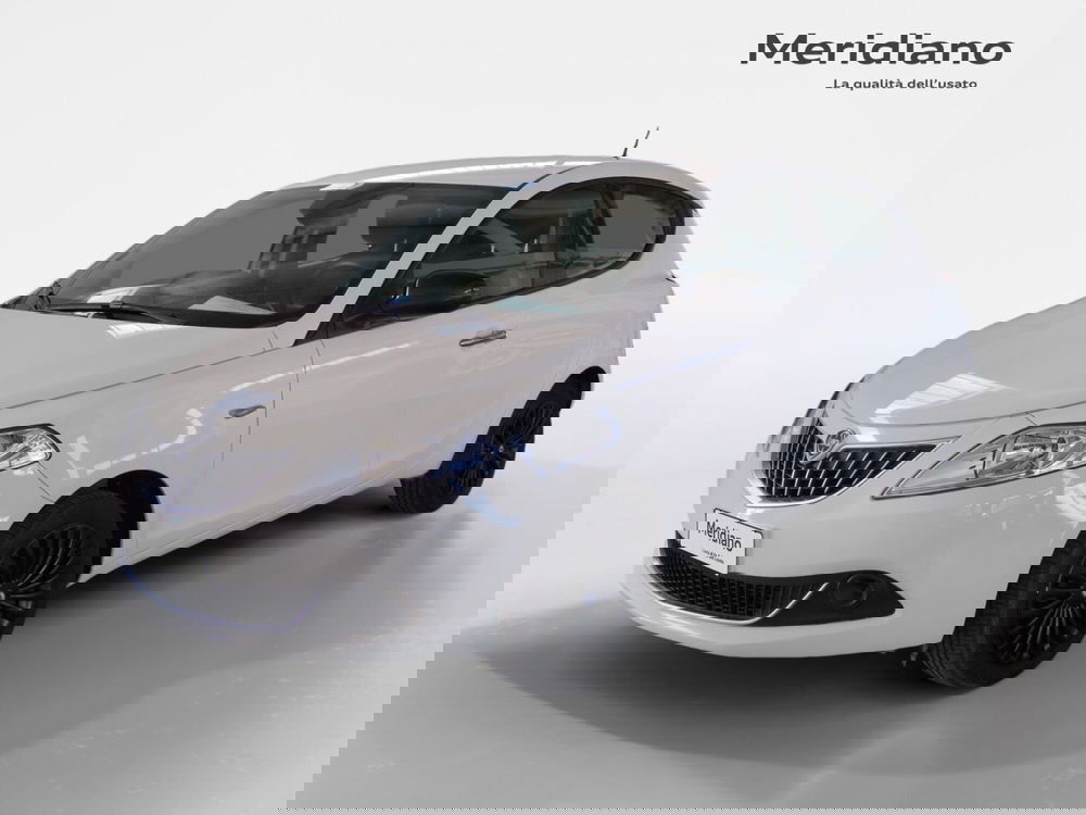 Lancia Ypsilon usata a Agrigento