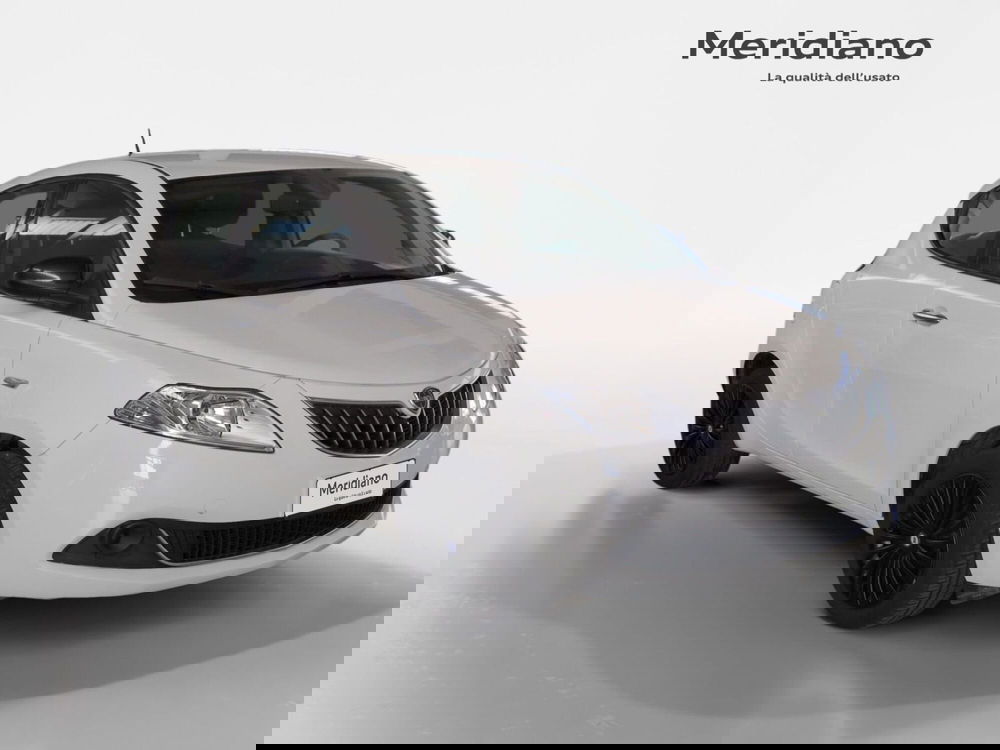 Lancia Ypsilon usata a Agrigento (6)