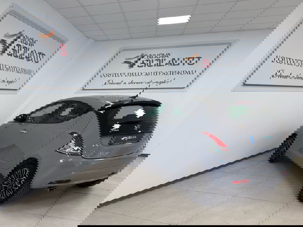 Lancia Ypsilon usata a Palermo (15)