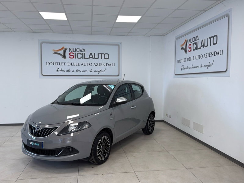 Lancia Ypsilon usata a Palermo (2)