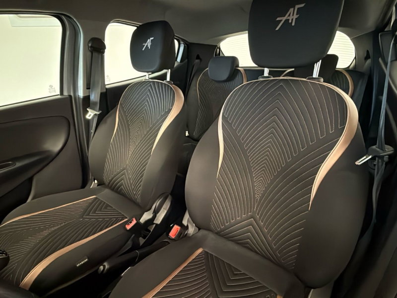 Lancia Ypsilon usata a Palermo (8)
