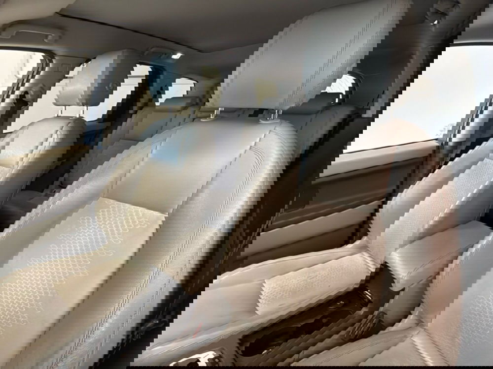 Land Rover Discovery Sport usata a Palermo (8)