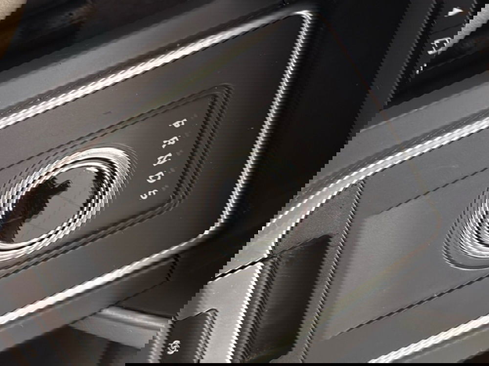 Land Rover Discovery Sport usata a Palermo (9)