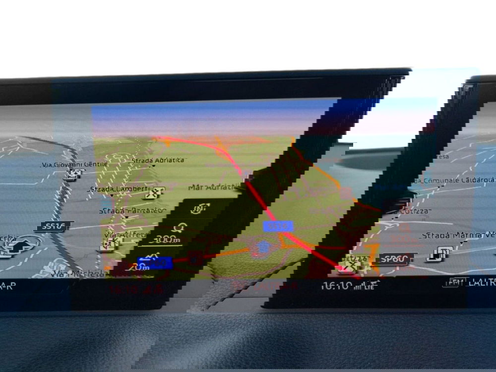 Audi Q2 usata a Bari (11)
