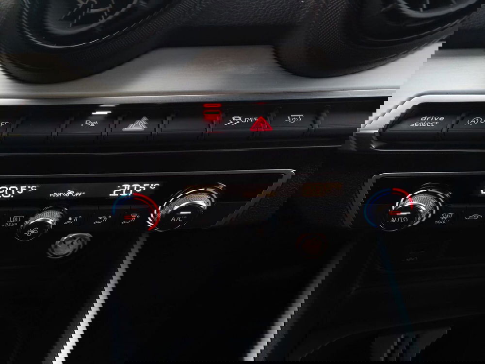 Audi Q2 usata a Bari (8)