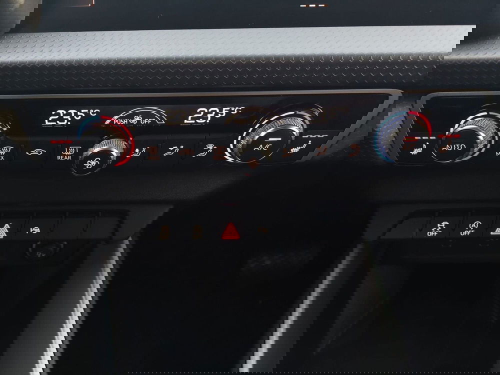 Audi A1 Sportback usata a Bari (8)