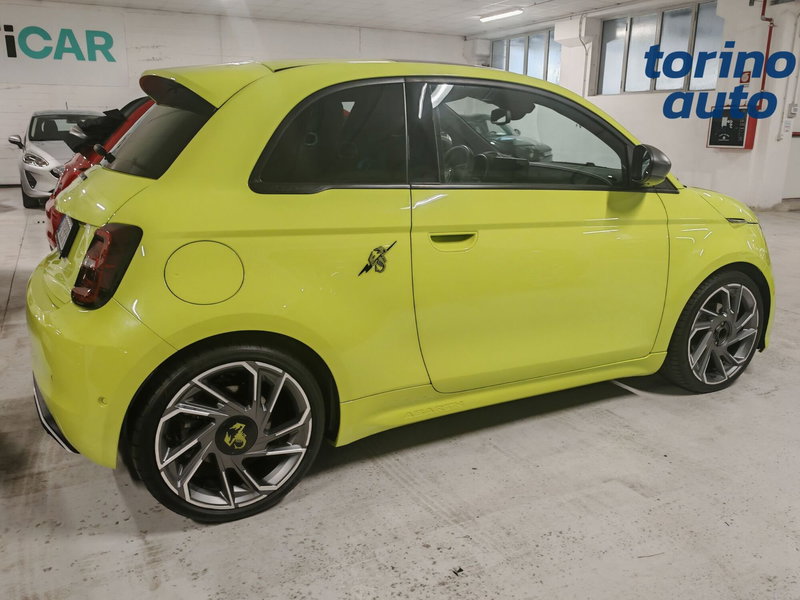 Abarth 500e Cabrio usata a Torino (10)