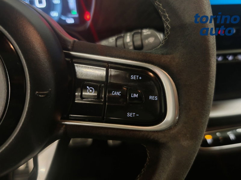 Abarth 500e Cabrio usata a Torino (19)