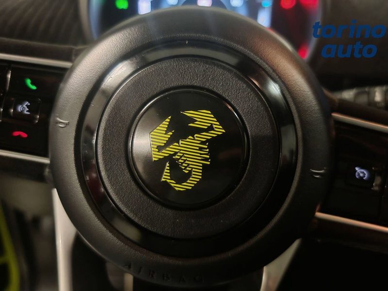 Abarth 500e Cabrio usata a Torino (20)