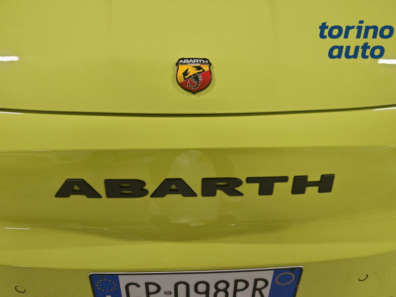 Abarth 500e Cabrio usata a Torino (3)
