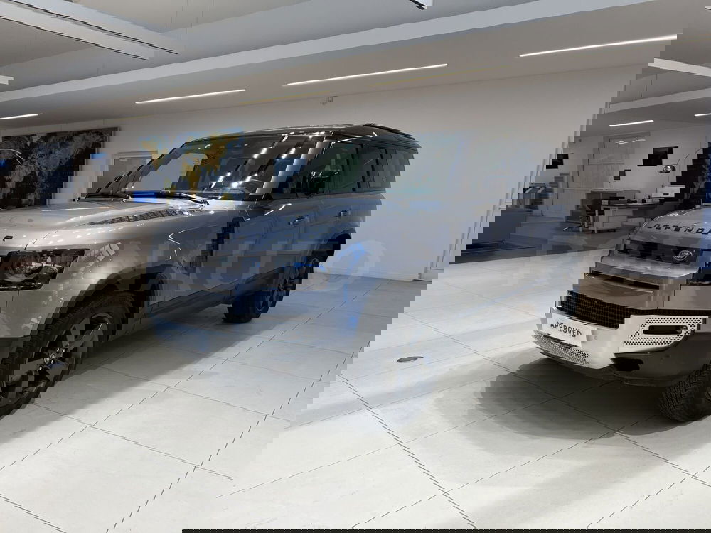 Land Rover Defender usata a Forlì-Cesena