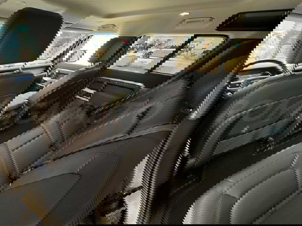 Land Rover Defender usata a Forlì-Cesena (12)