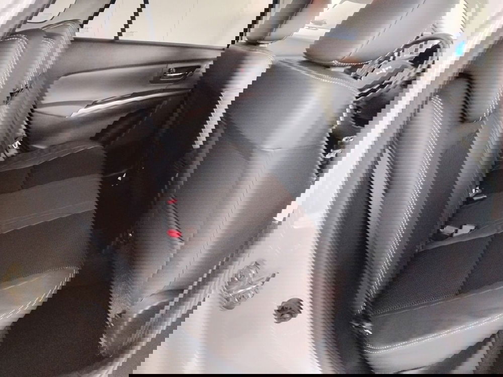 Suzuki S-Cross nuova a Milano (7)