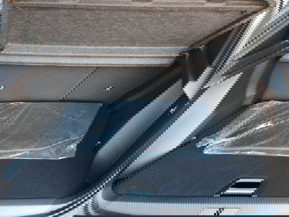 Peugeot 2008 nuova a Palermo (17)