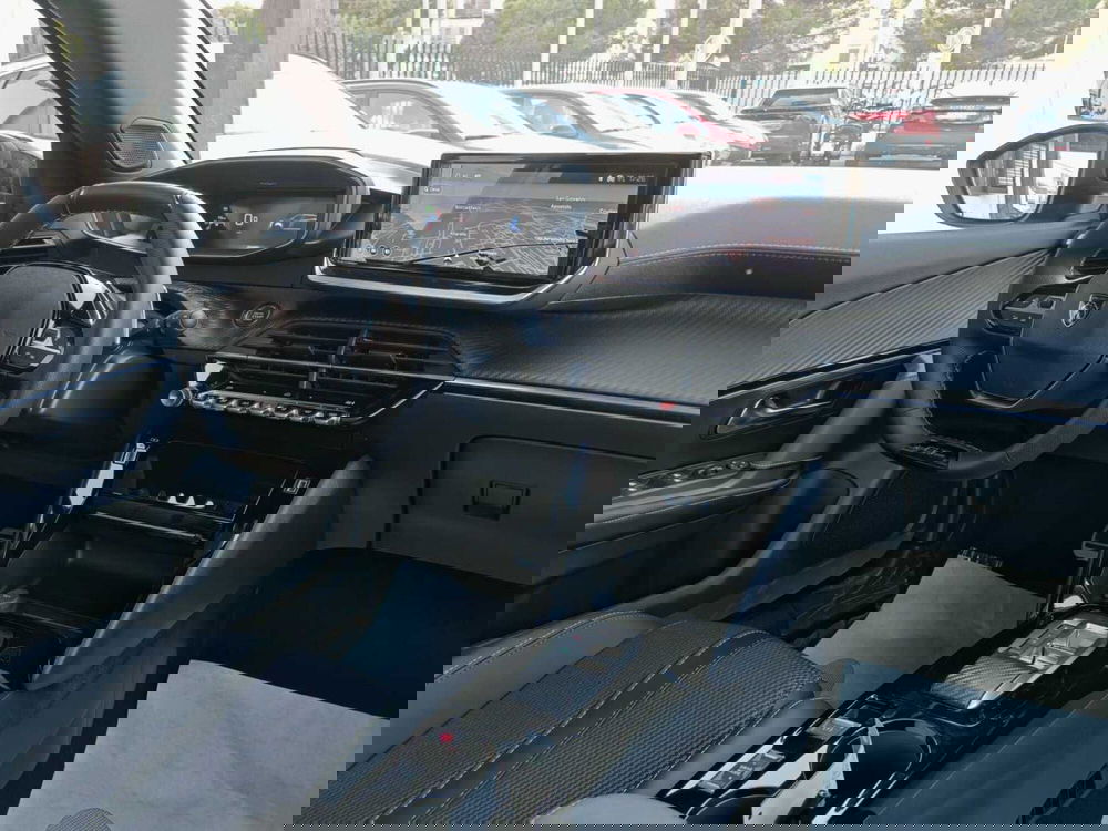 Peugeot 2008 nuova a Palermo (9)