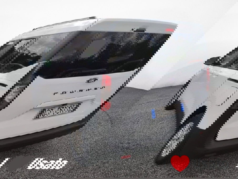 Ford Tourneo Courier usata a Roma (4)