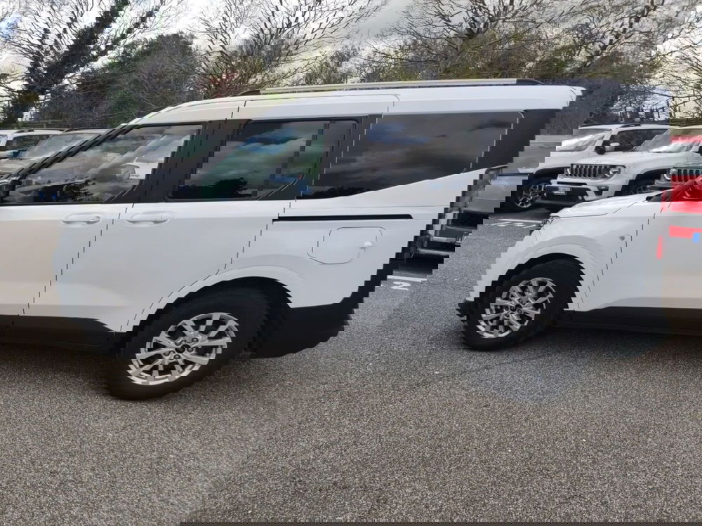 Ford Tourneo Courier usata a Roma (8)