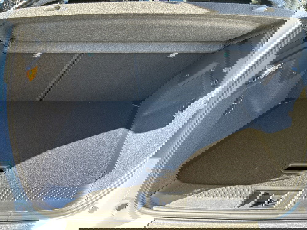 Renault Captur nuova a Latina (10)