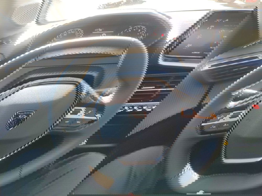 Peugeot 208 nuova a Roma (12)