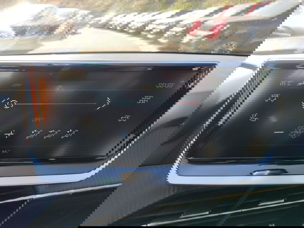 Peugeot 208 nuova a Roma (15)