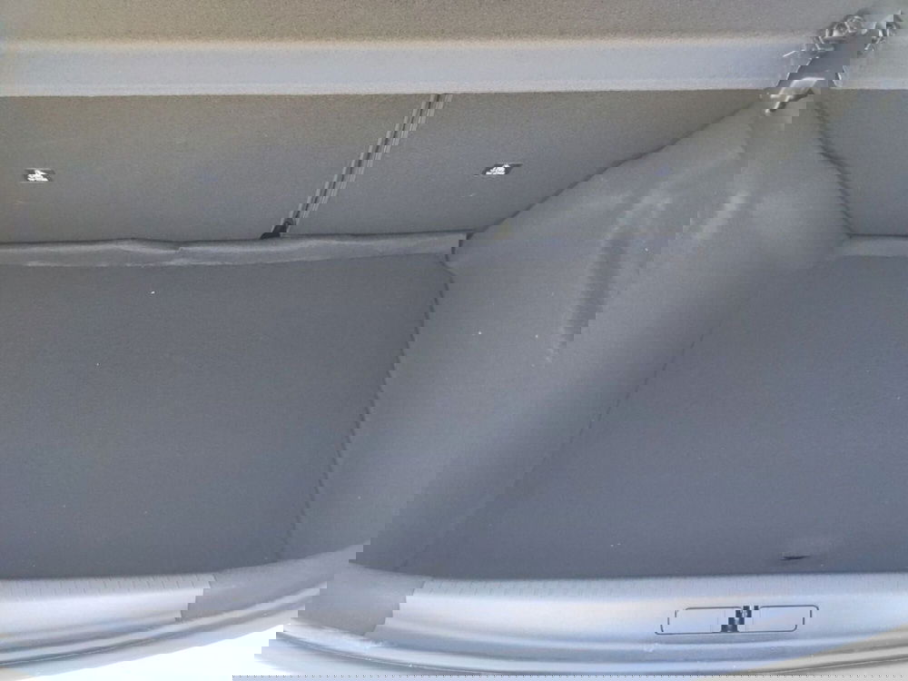 Peugeot 208 nuova a Roma (8)