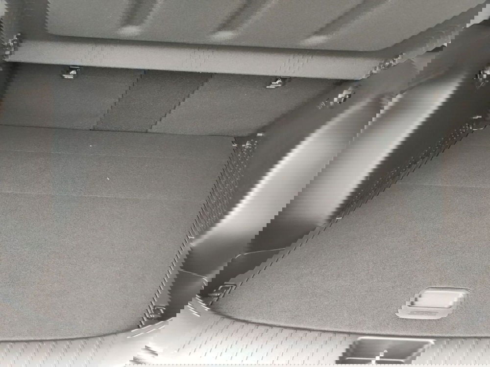 Hyundai Kona nuova a Roma (10)