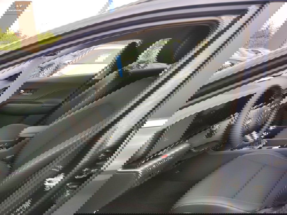 Hyundai Kona nuova a Roma (13)