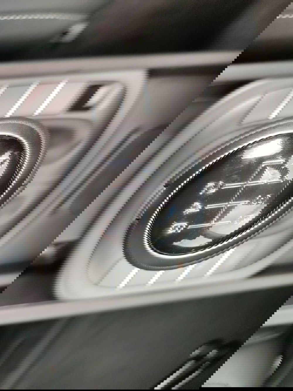 Hyundai Kona nuova a Roma (19)