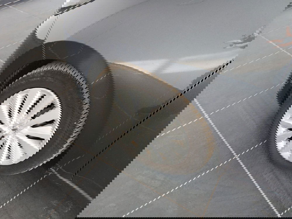 Nissan Micra usata a Roma (11)