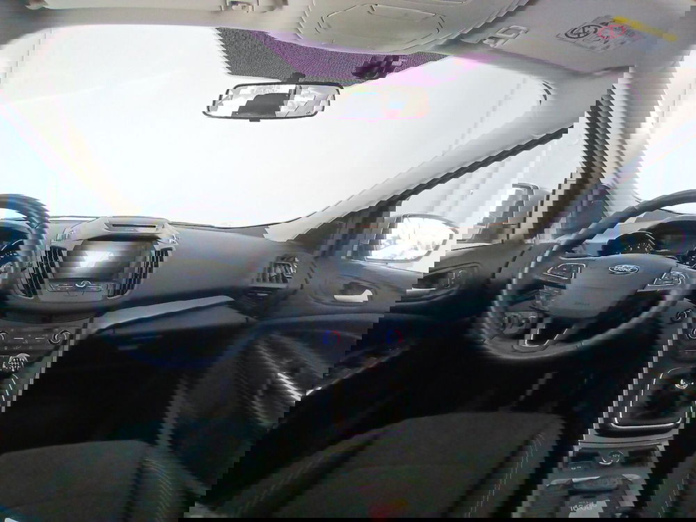 Ford Kuga usata a Roma (13)