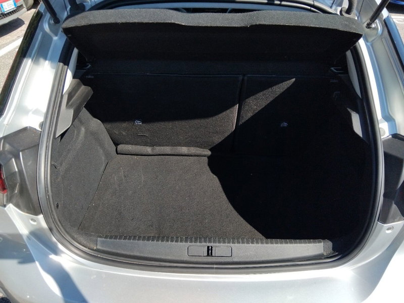 Opel Corsa usata a Roma (10)