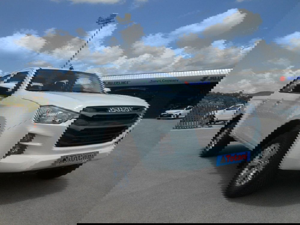 Isuzu D-Max Pick-up nuova a Chieti (3)