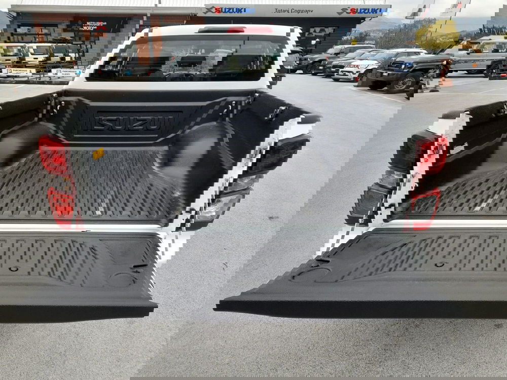 Isuzu D-Max Pick-up nuova a Chieti (4)