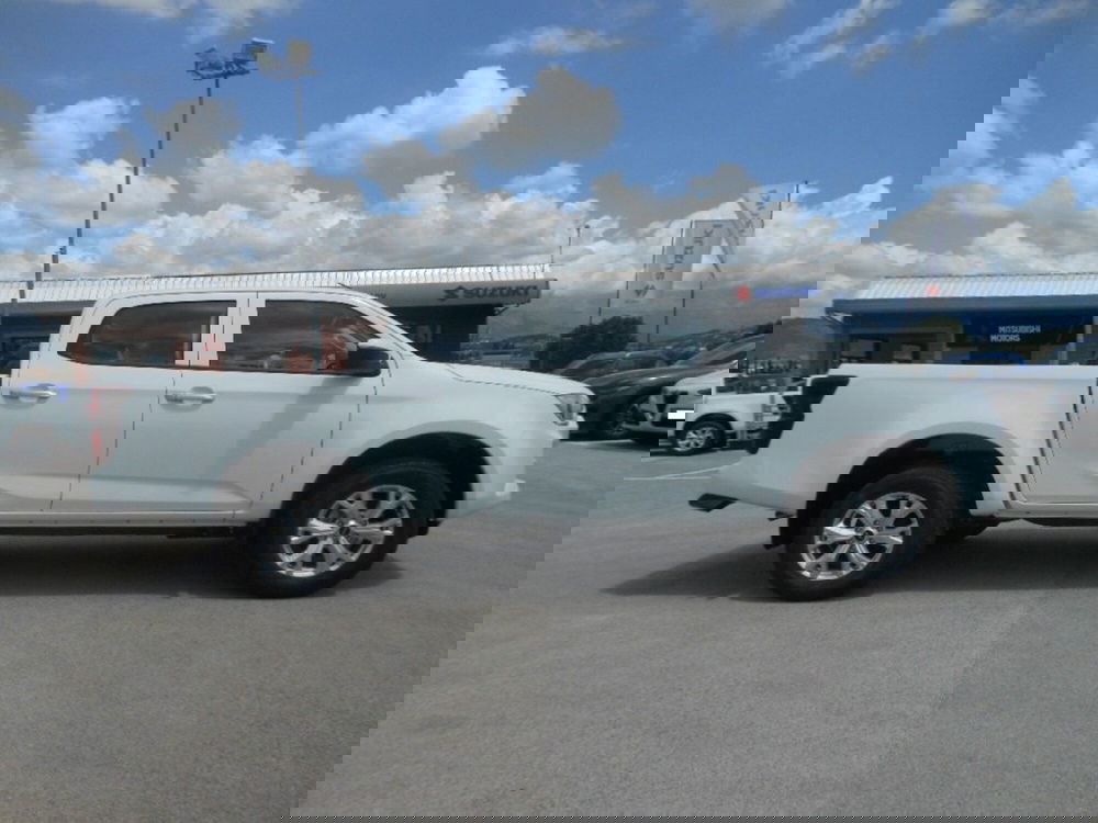 Isuzu D-Max Pick-up nuova a Chieti (5)