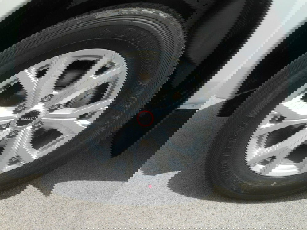 Isuzu D-Max Pick-up nuova a Chieti (7)