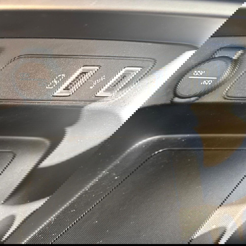 Jeep Avenger usata a L'Aquila (19)