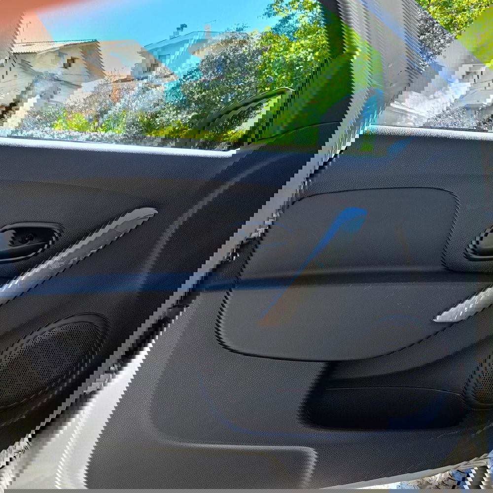 Dacia Sandero usata a L'Aquila (13)