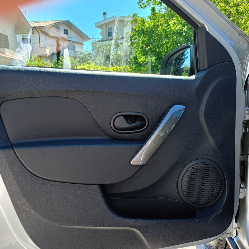 Dacia Sandero usata a L'Aquila (13)